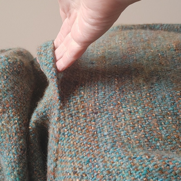 OOAK Handwoven Wool Hoodie Turquoise & Gold - Picture 10 of 17